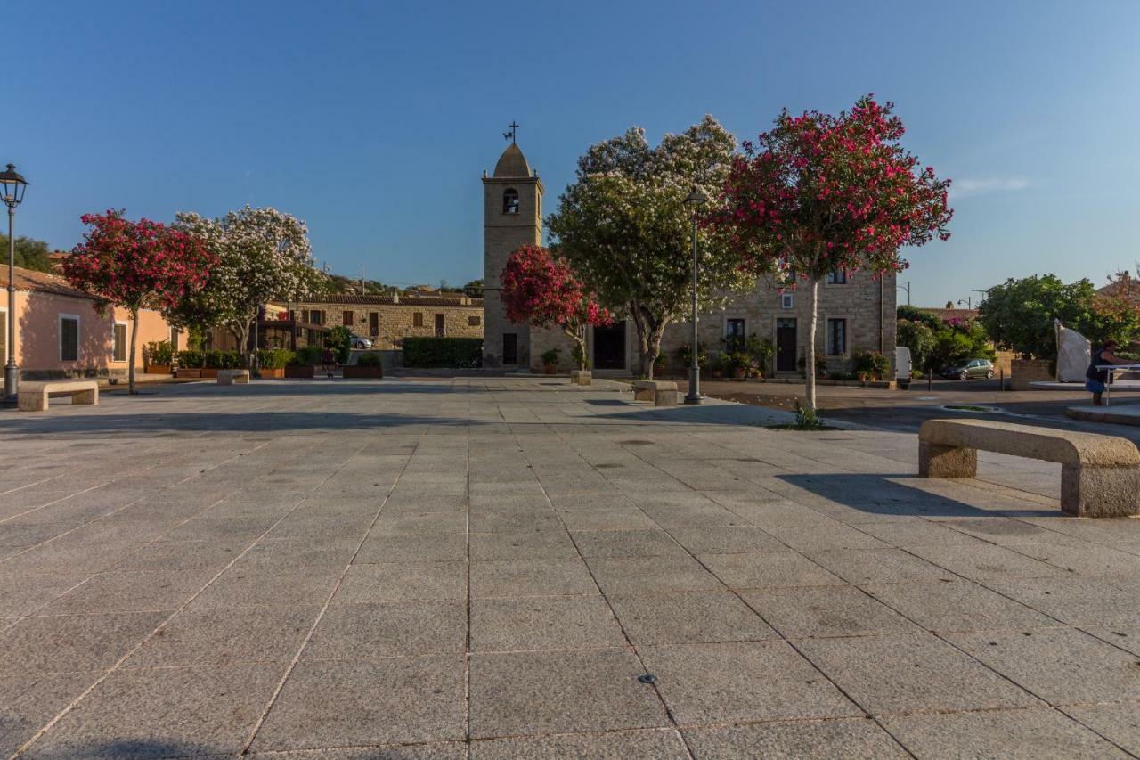 Apartamento Petra Sarda San Pantaleo Exterior foto