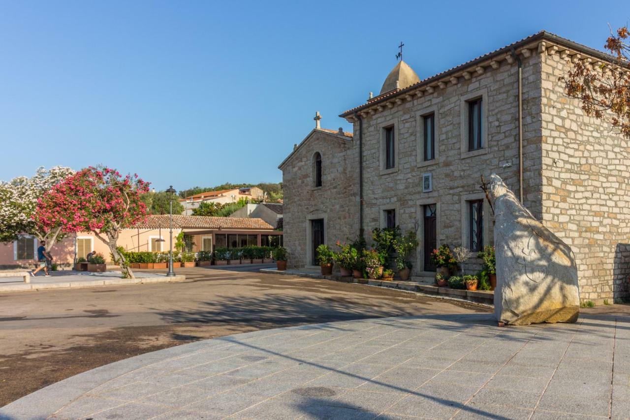 Apartamento Petra Sarda San Pantaleo Exterior foto
